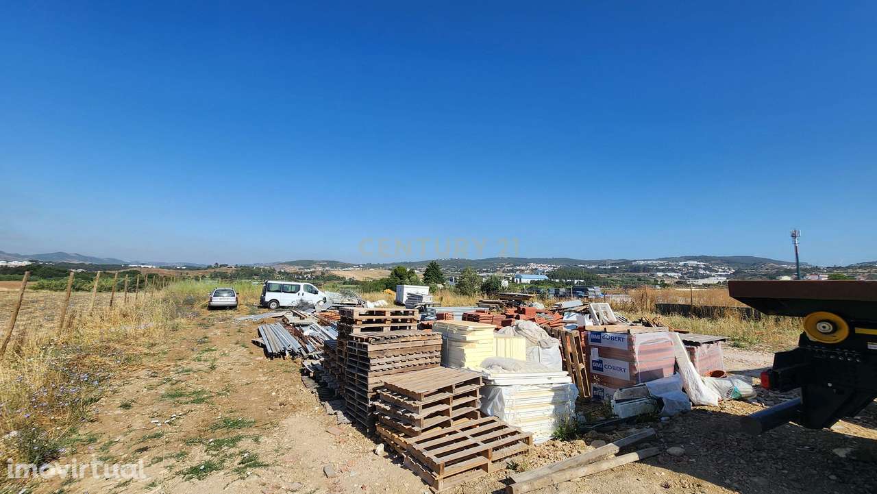 Terreno Misto com Casa em Santo Antão do Tojal – Entre o Campo e a Cid - Grande imagem: 2/7