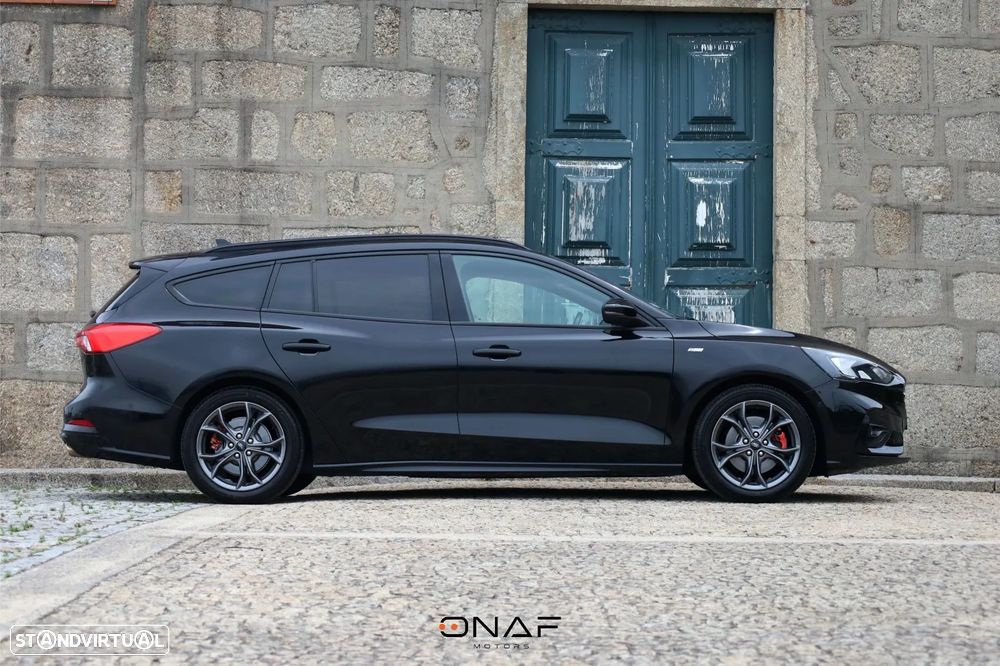 Ford Focus 1.5 EcoBoost S&S ST-LINE - 8
