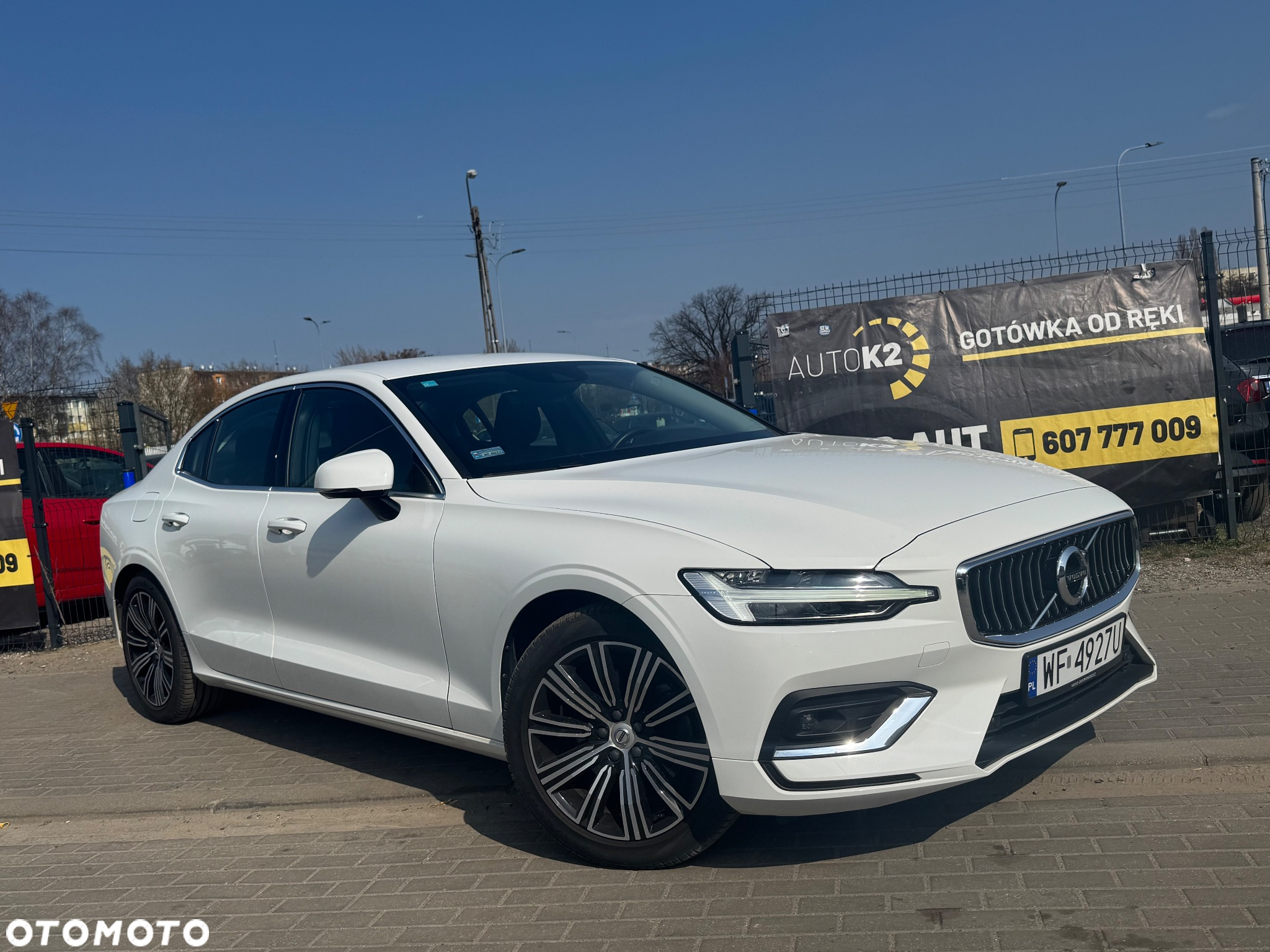 Volvo S60 T4 Drive-E Dynamic Edition (Kinetic) - 3