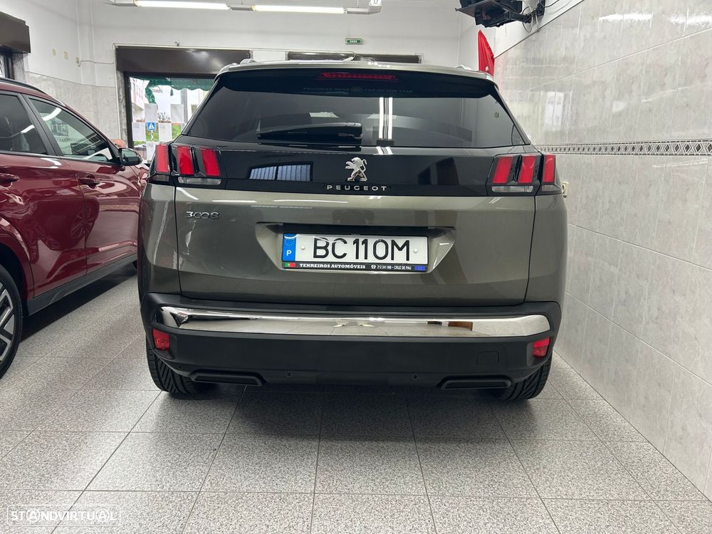 Peugeot 3008 1.2 PureTech Allure - 5