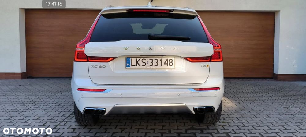 Volvo XC 60 T5 Geartronic Momentum Pro - 4