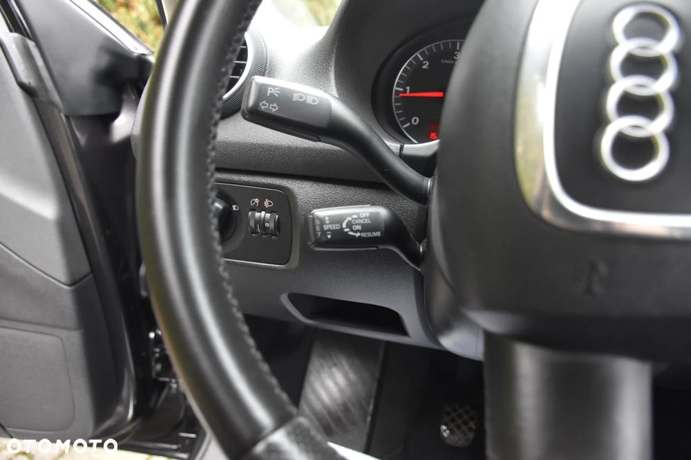 Audi A3 Sportback 1.9 TDI Ambiente - 19