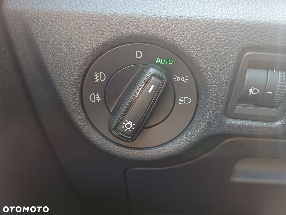 Skoda Scala 1.5 TSI Drive DSG - 17