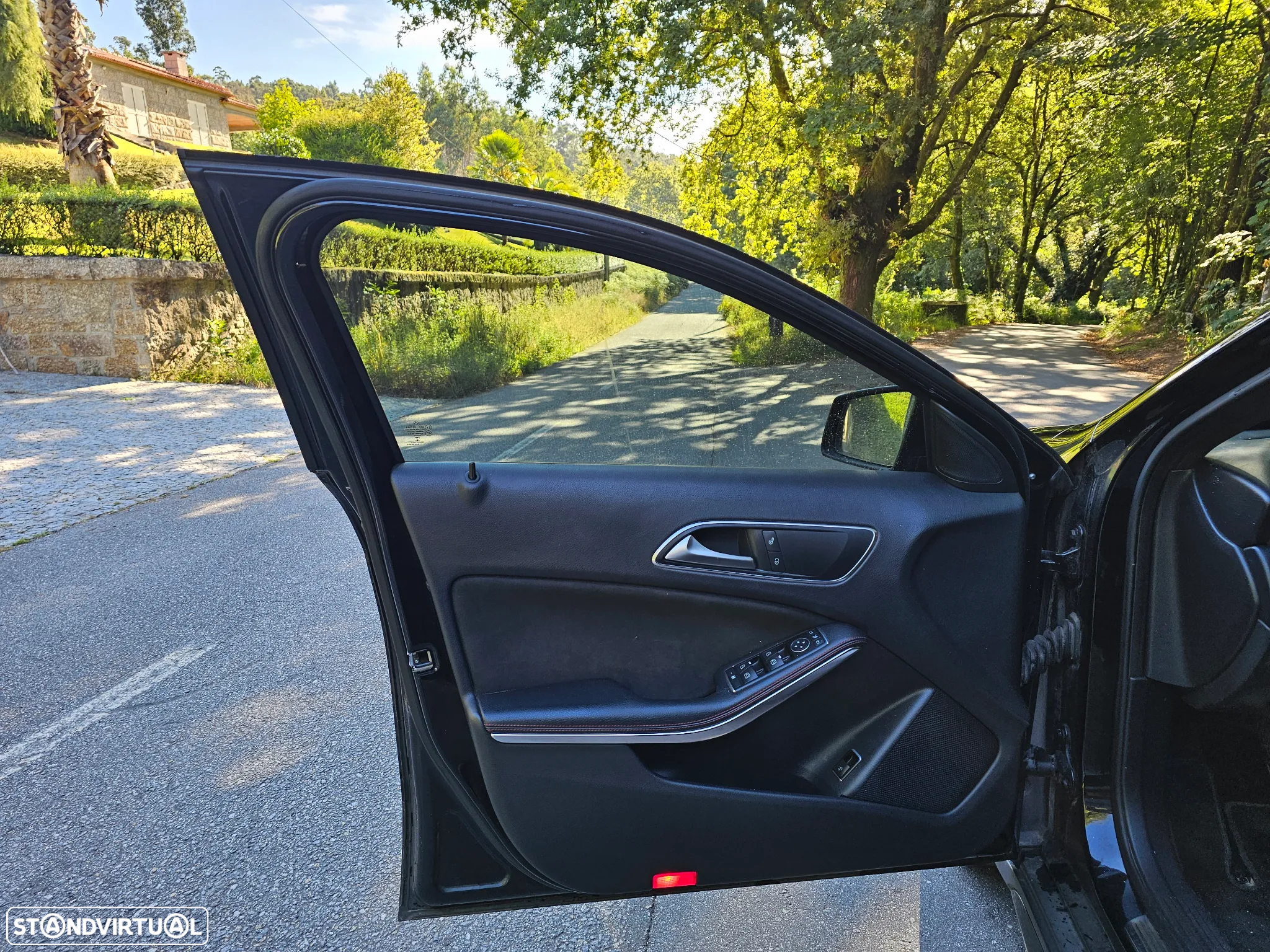 Mercedes-Benz GLA 220 - 49