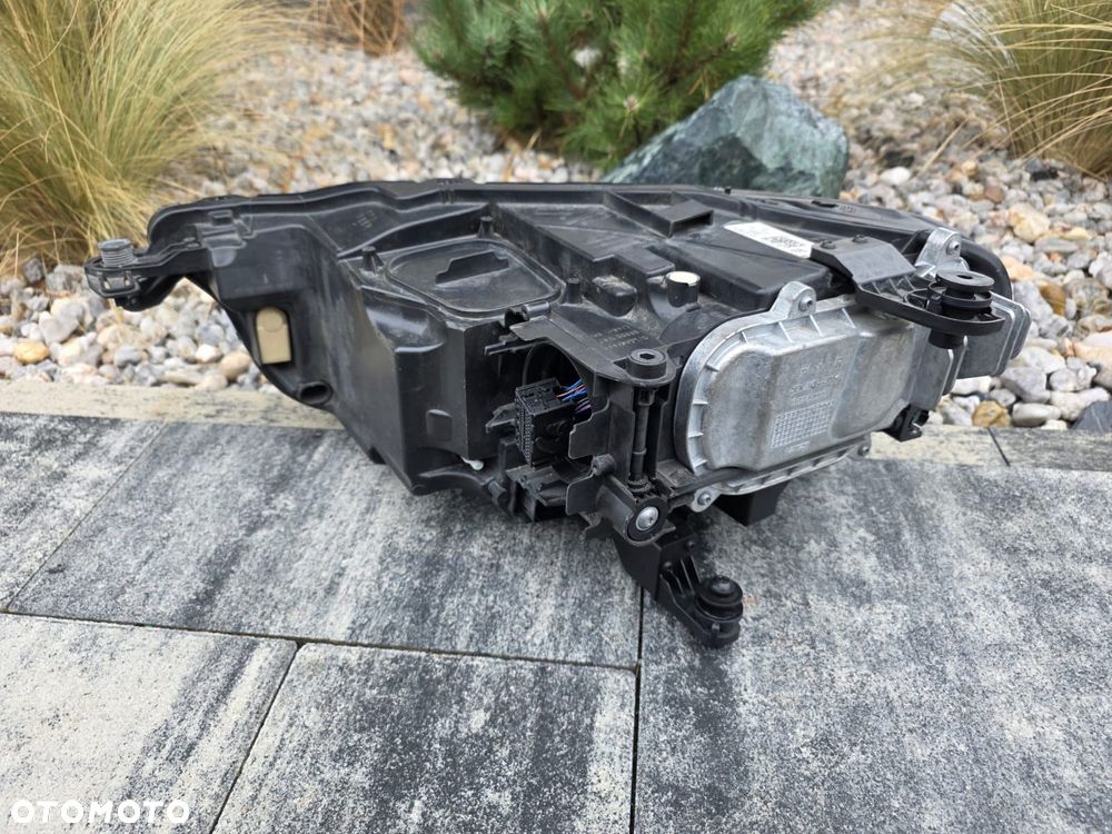 vw t roc lift lampa prawa przód full led matrix iq light 2ga941036ad - 9