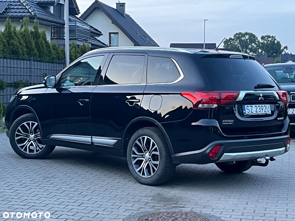 Mitsubishi Outlander 2.2 DI-D 2WD Invite - 14