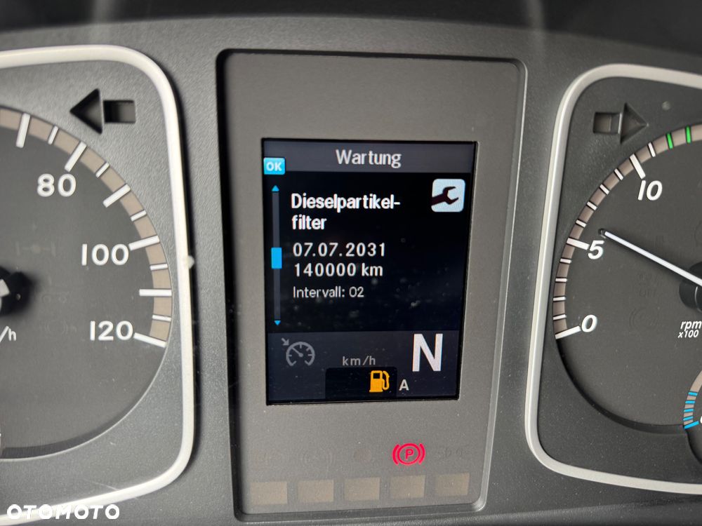 Mercedes-Benz ATEGO - 27