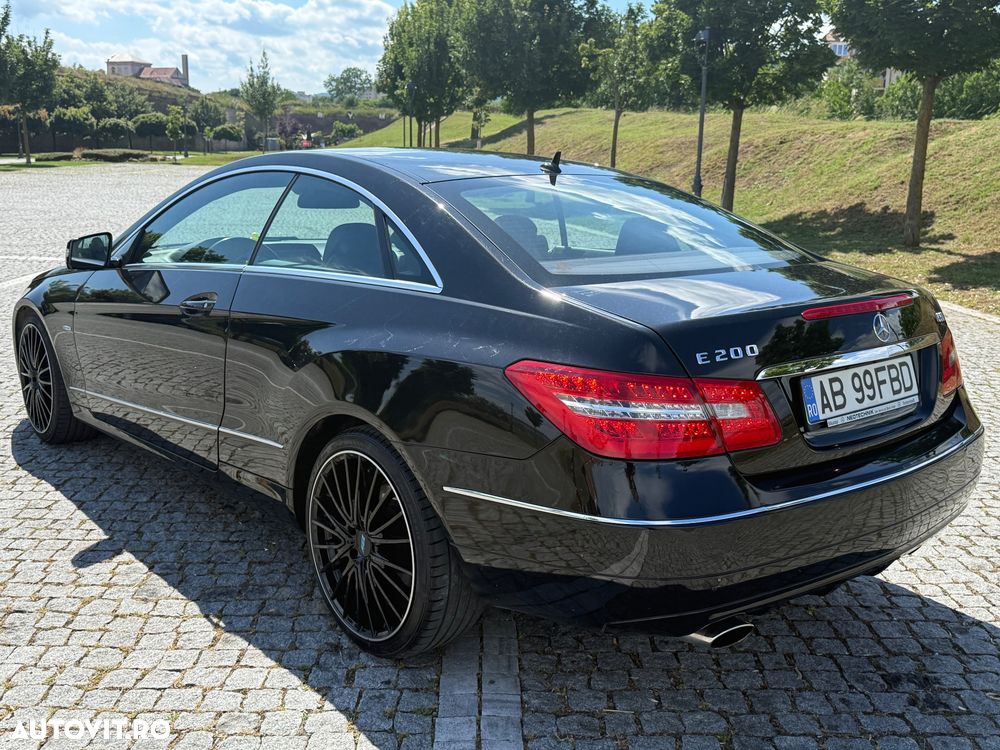 MERCEDES-BENZ E-Class 2012 — imagine 9