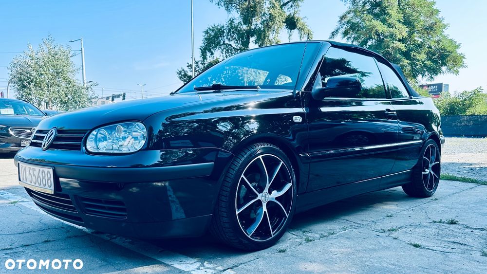 Volkswagen Golf 1.8 CL - 23