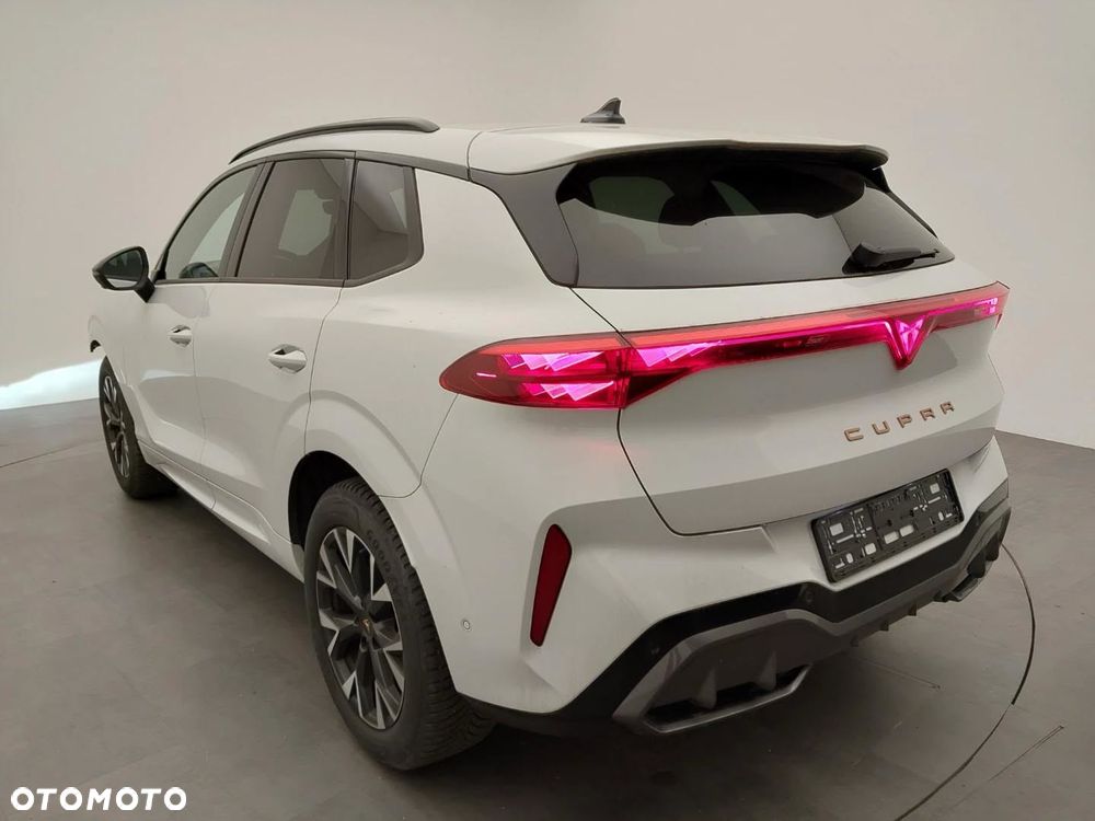 Cupra Terramar 1.5 eTSI mHEV Tribe Edition DSG - 2