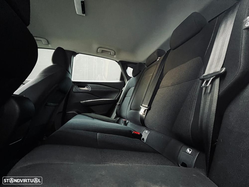Nissan Qashqai 1.3 DIG-T Acenta - 44