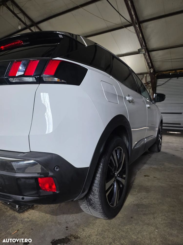Peugeot 3008 1.5 BlueHDI S&S EAT8 Allure - 23