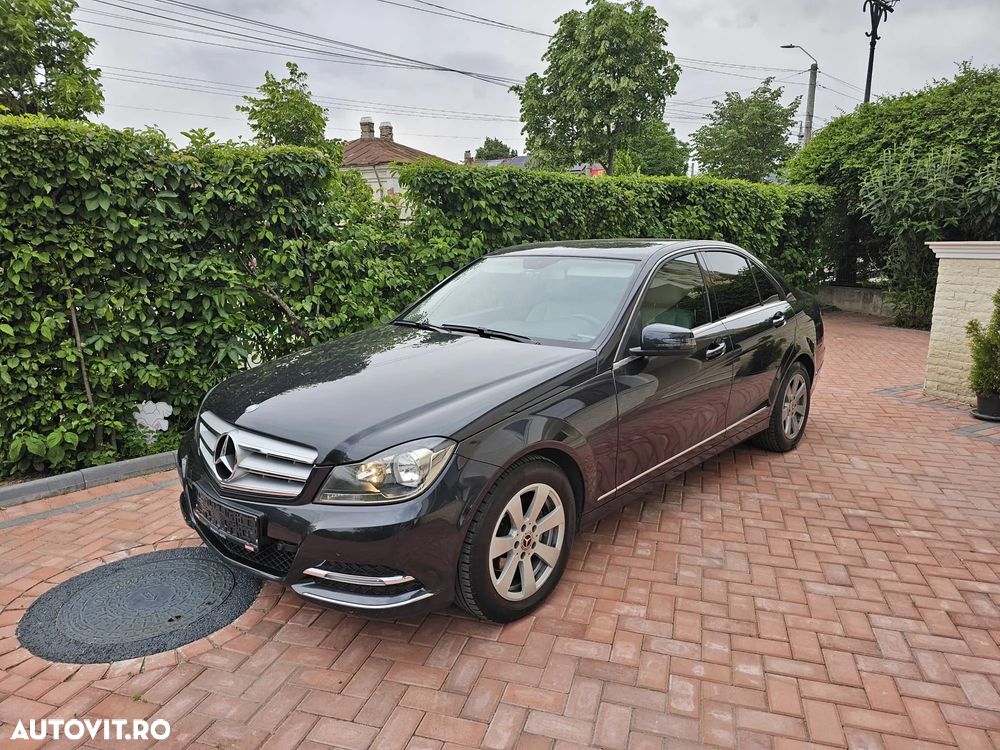 Mercedes-Benz C - 1