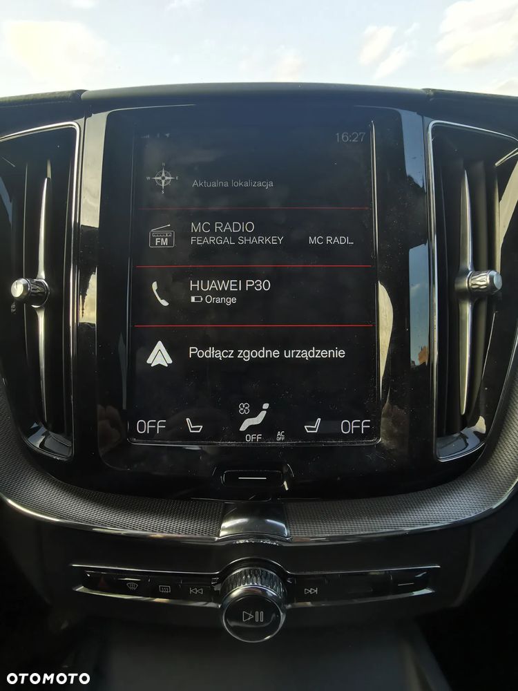 Volvo XC 60 B4 D AWD Inscription - 11