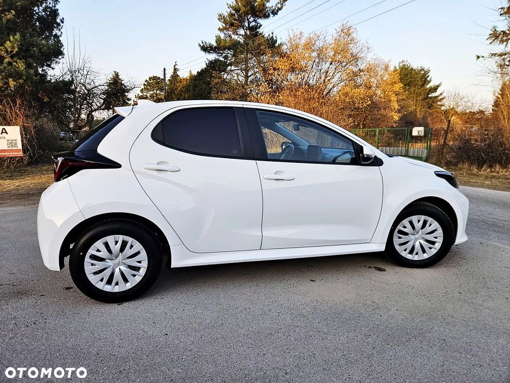 Toyota Yaris 1.5 VVT-i Team Deutschland - 8