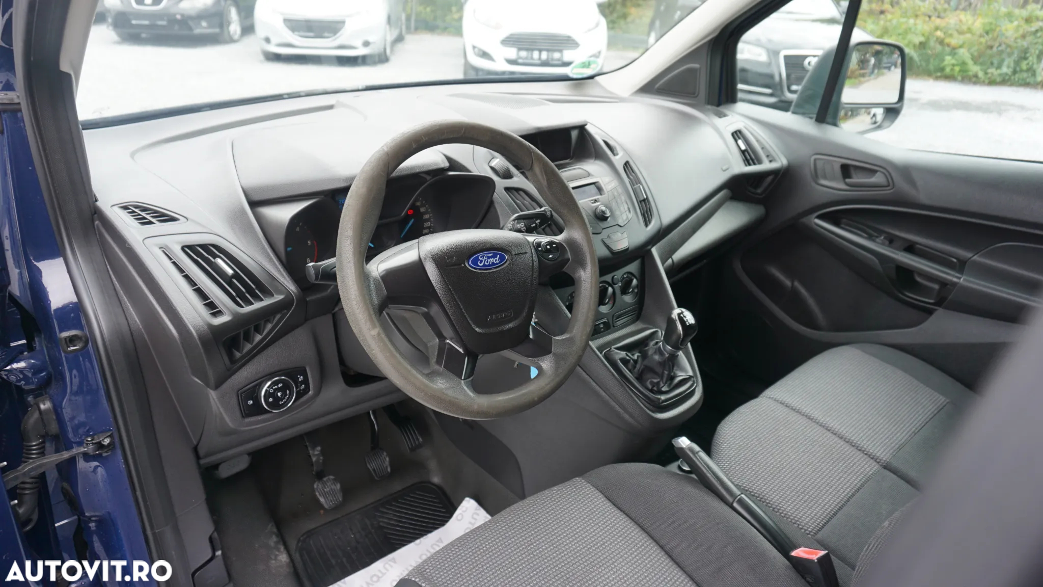 Ford TRANSIT CONNECT - 11