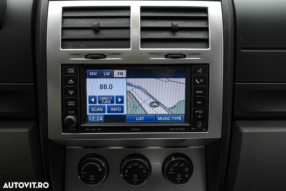 Dodge Nitro 2.8L CRD 4X4 SXT Aut - 22