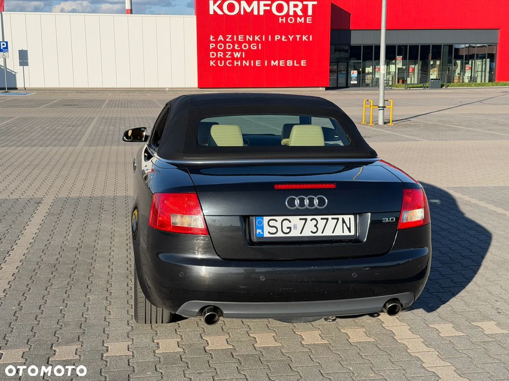Audi A4 Cabrio - 12