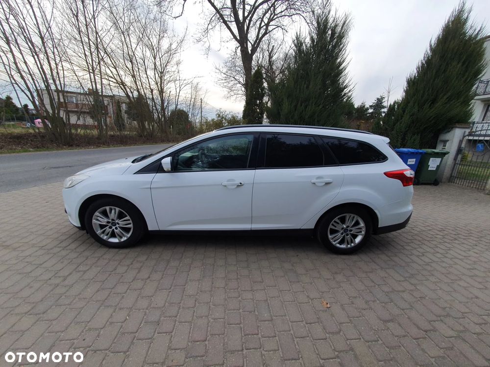 Ford Focus 1.6 TI-VCT Ambiente - 6