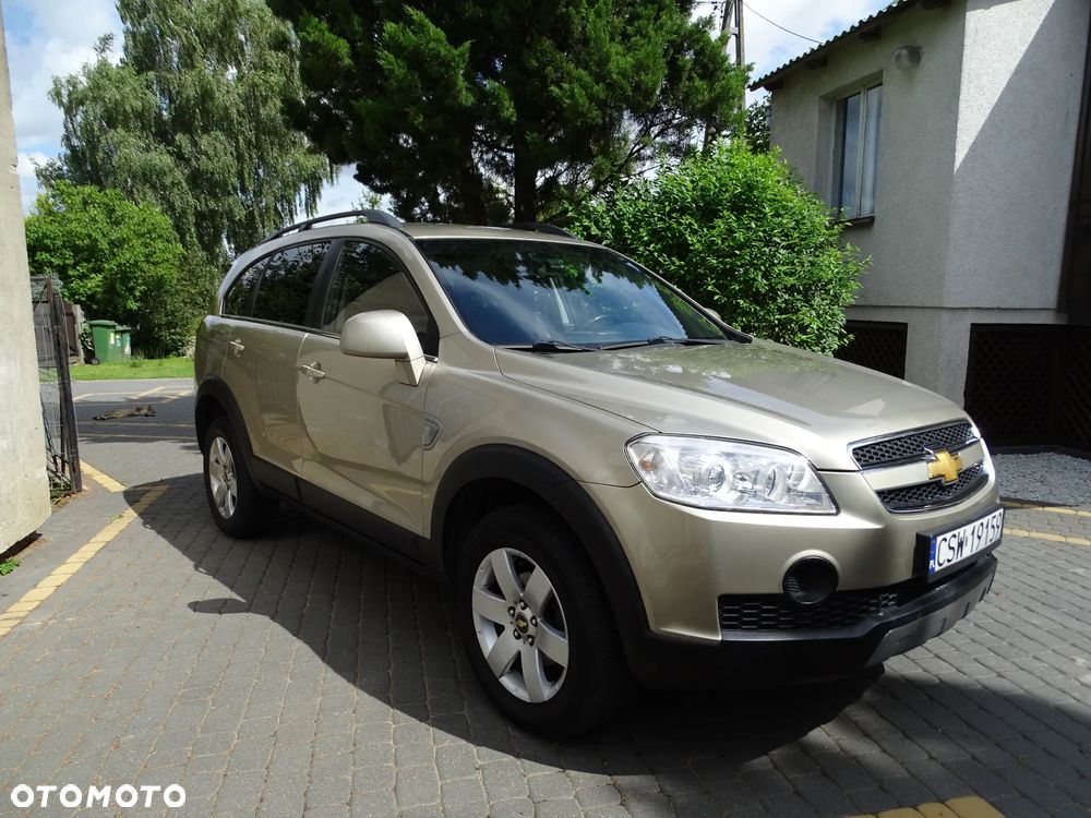 Chevrolet Captiva 2.4 LS - 3