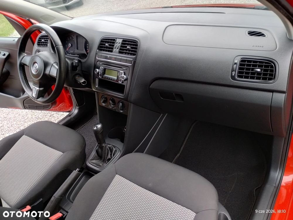 Volkswagen Polo 1.4 Comfortline - 29