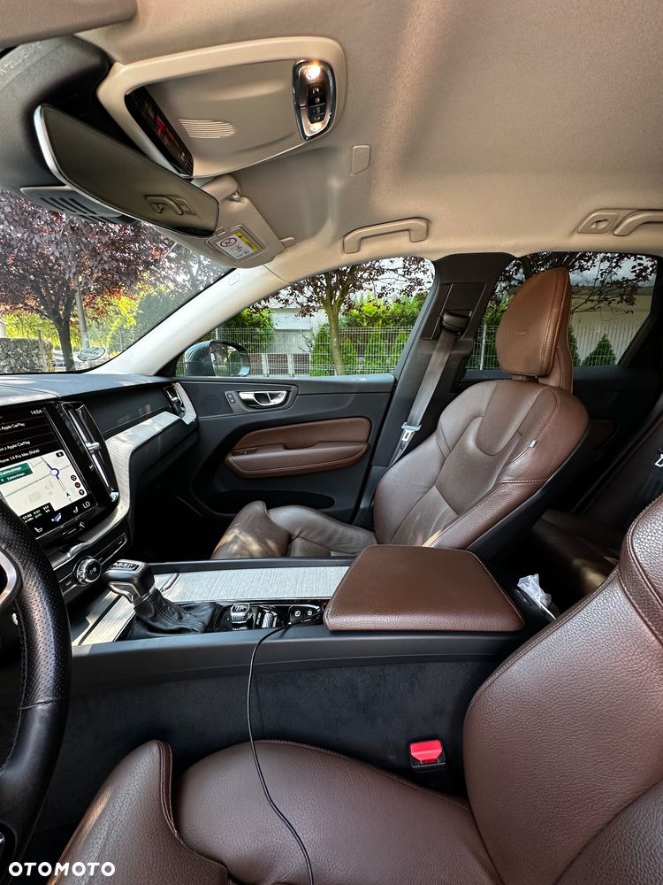 Volvo XC 60 D4 Inscription - 16