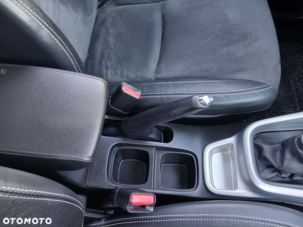 Suzuki Vitara 1.6 DDiS (4x2) Comfort+ - 30