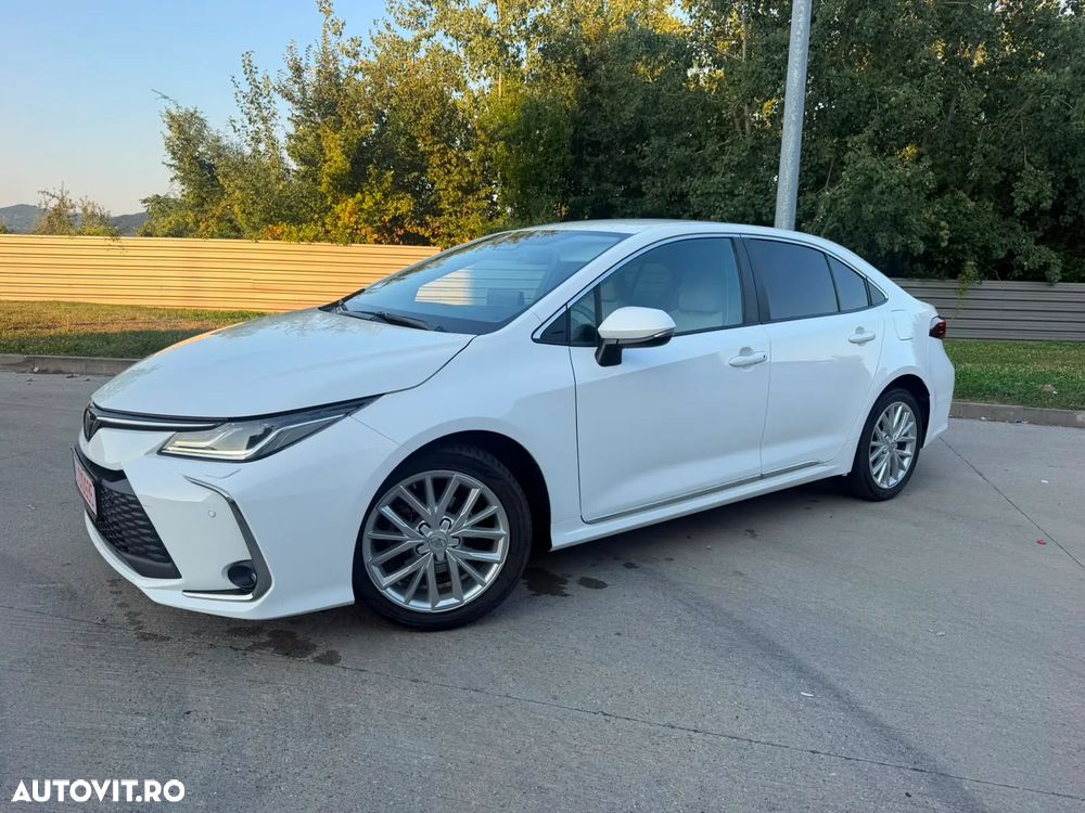 Toyota Corolla 1.8 HSD Dynamic - 3