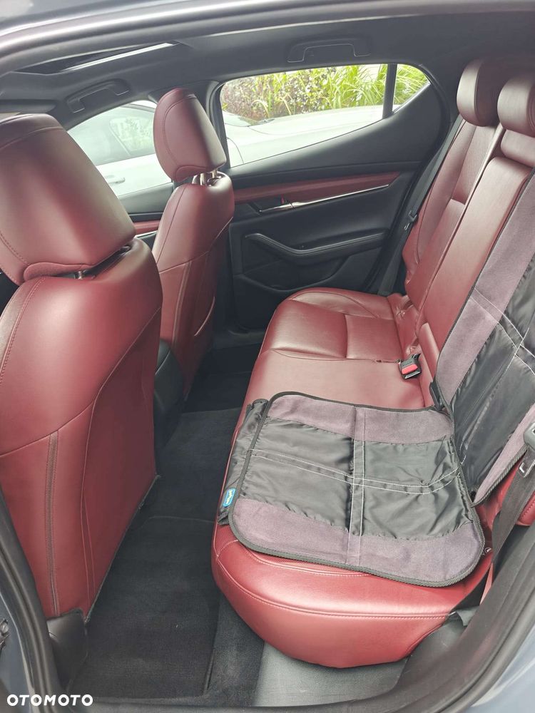 Mazda 3 - 12