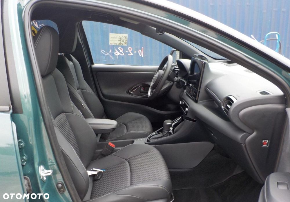 Toyota Yaris - 15