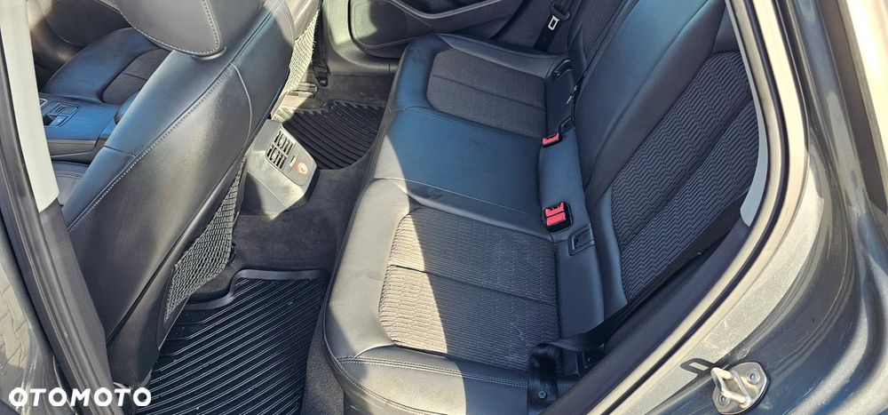 Audi A3 Sportback 2.0 TDI Ambiente - 18