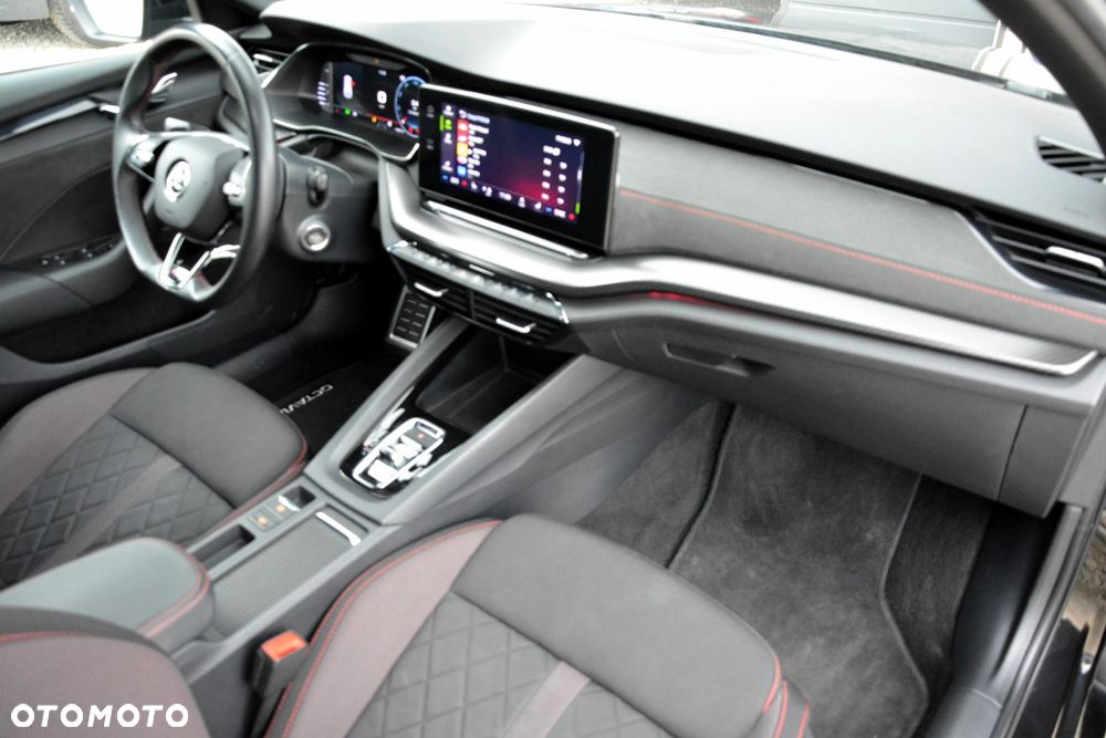 Skoda Octavia 2.0 TSI GPF RS 245 DSG - 14