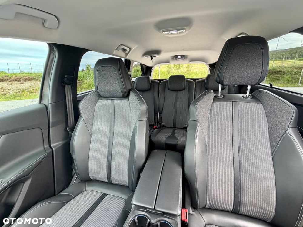 Peugeot 5008 BlueHDi 130 EAT8 Allure - 13