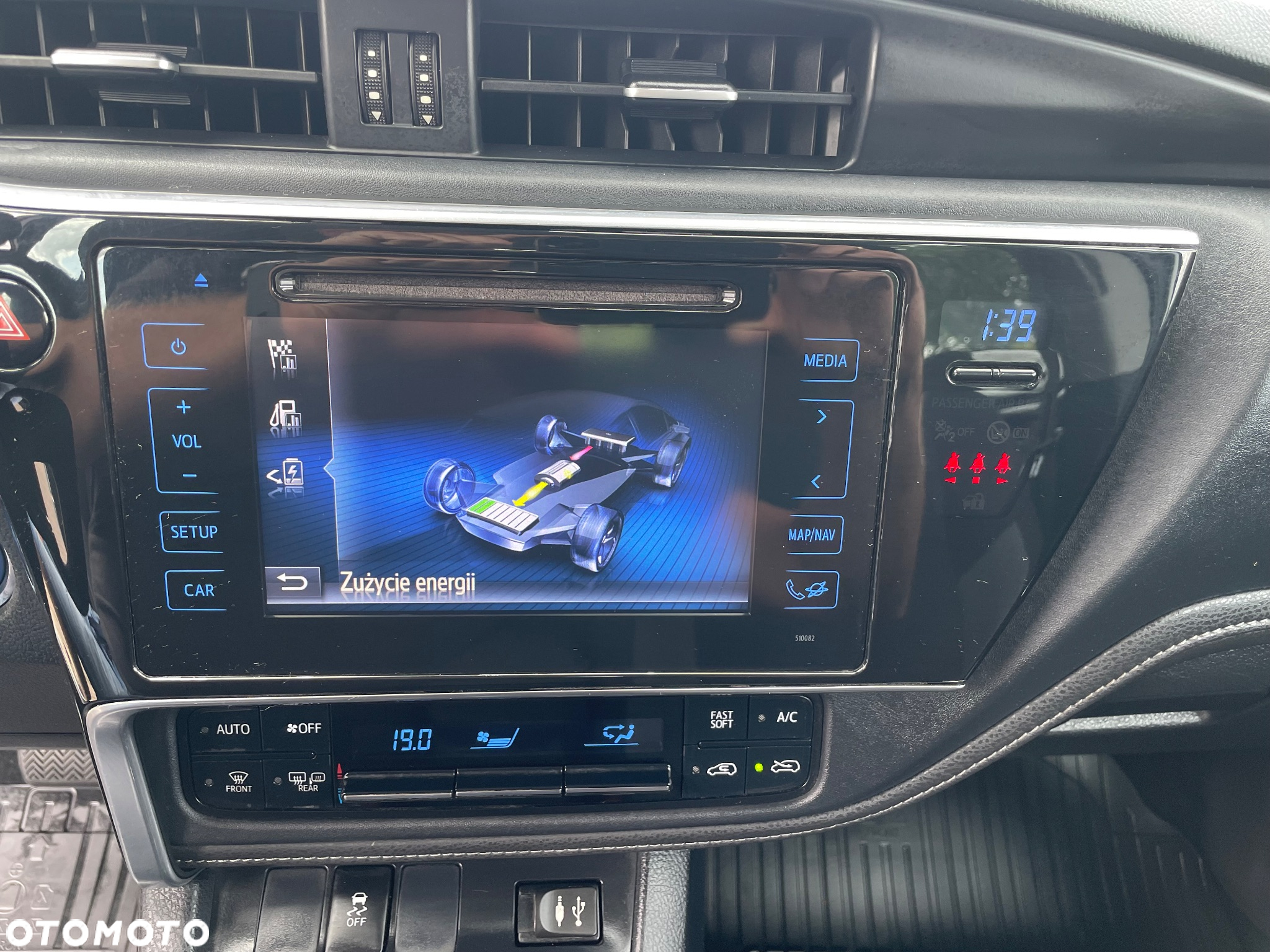 Toyota Auris - 29