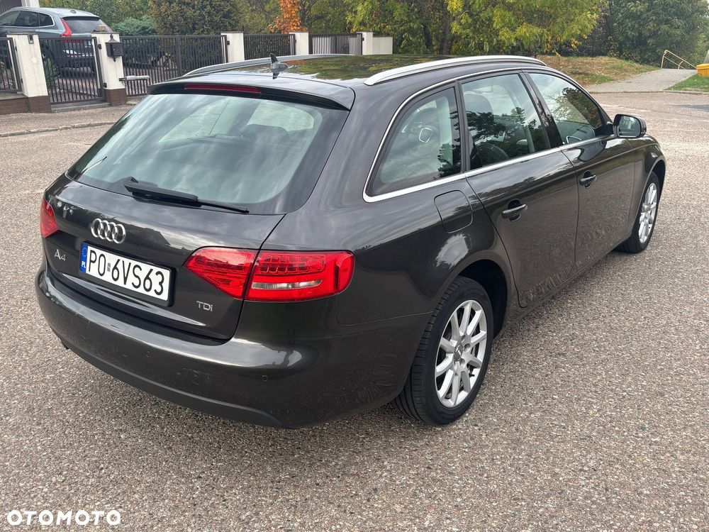 Audi A4 2011 photo 3