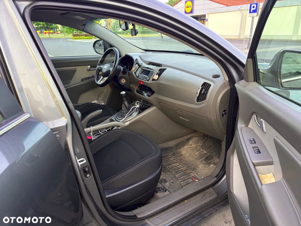 Kia Sportage 2.0 L 2WD - 9