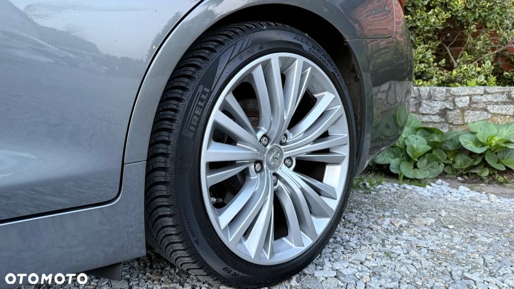 Infiniti Q50 - 37