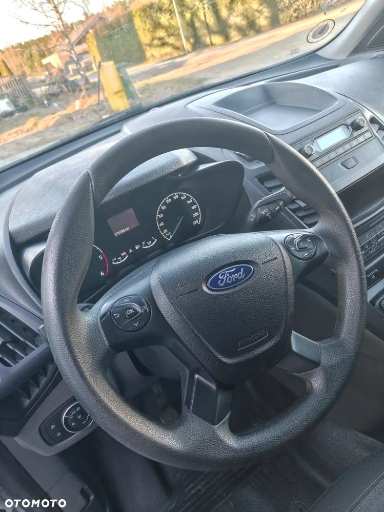 Ford Connect - 8