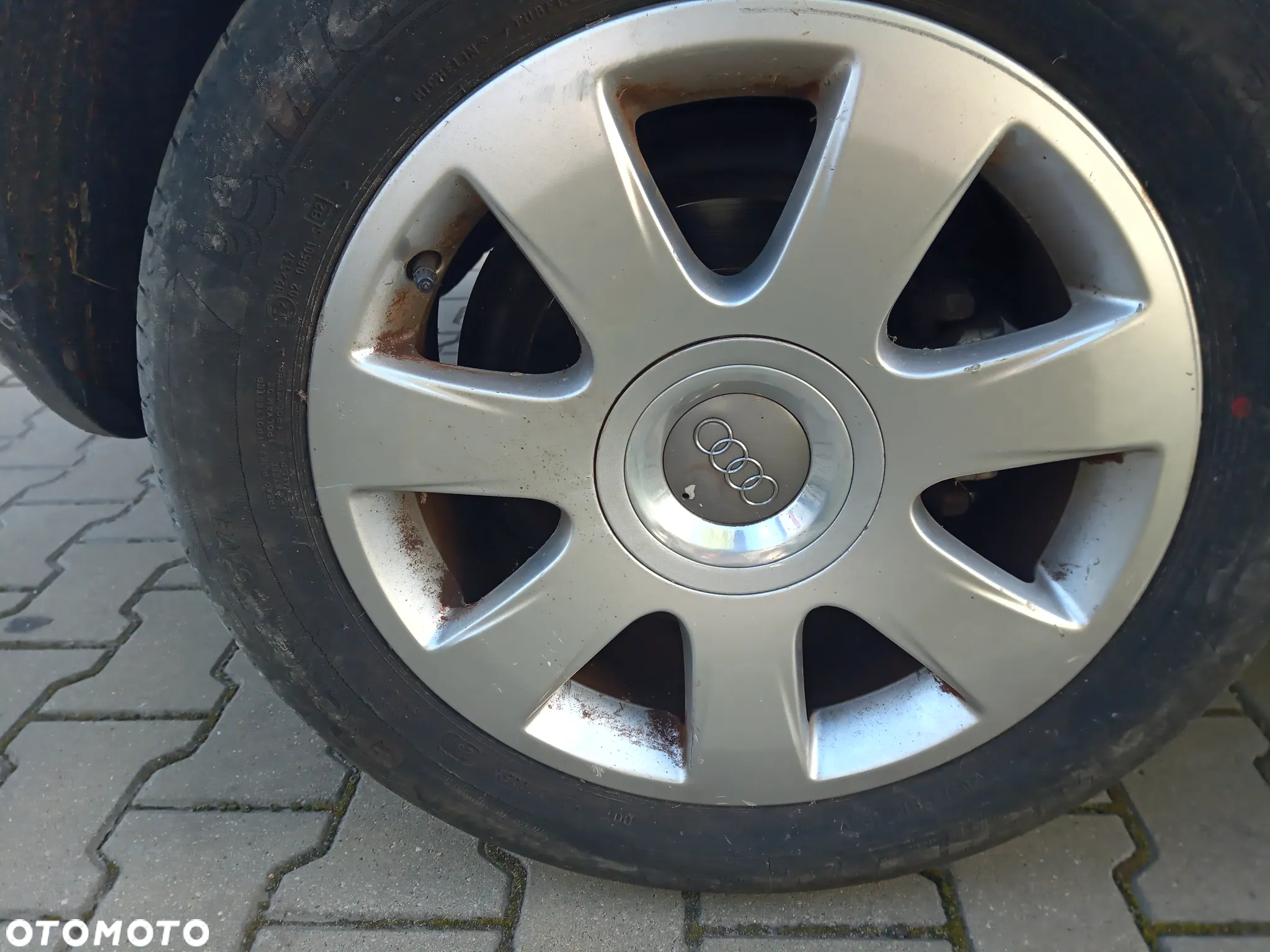 Audi A3 A4 8P alufelgi 16 5x112 - 3