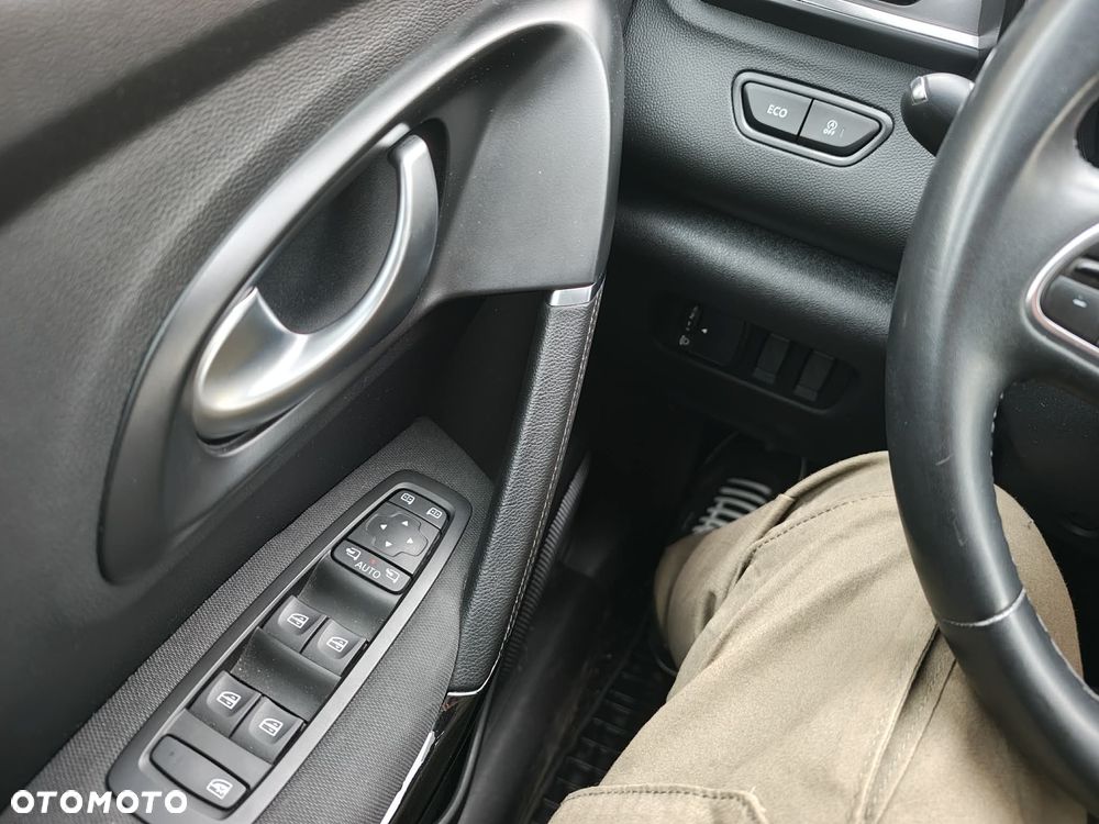 Renault Kadjar BLUE dCi 115 EDC INTENS - 25