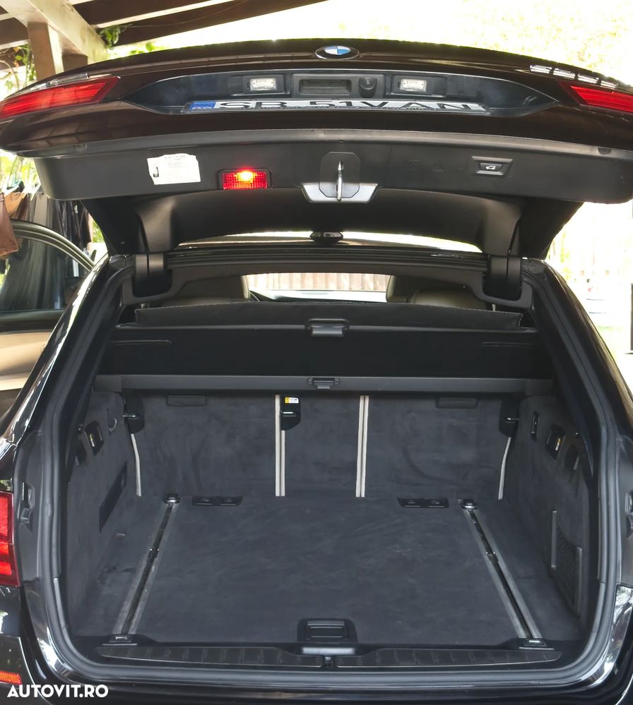 BMW Seria 5 525d xDrive - 7