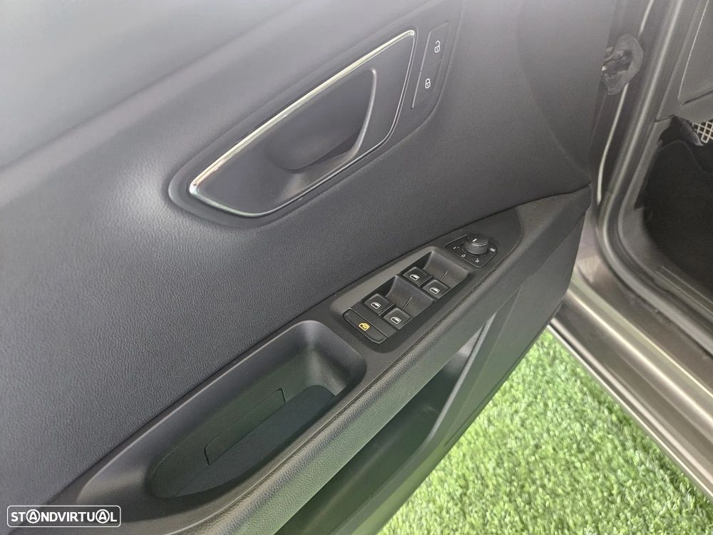 SEAT Leon ST 1.6 TDI Ecomotive Style - 13