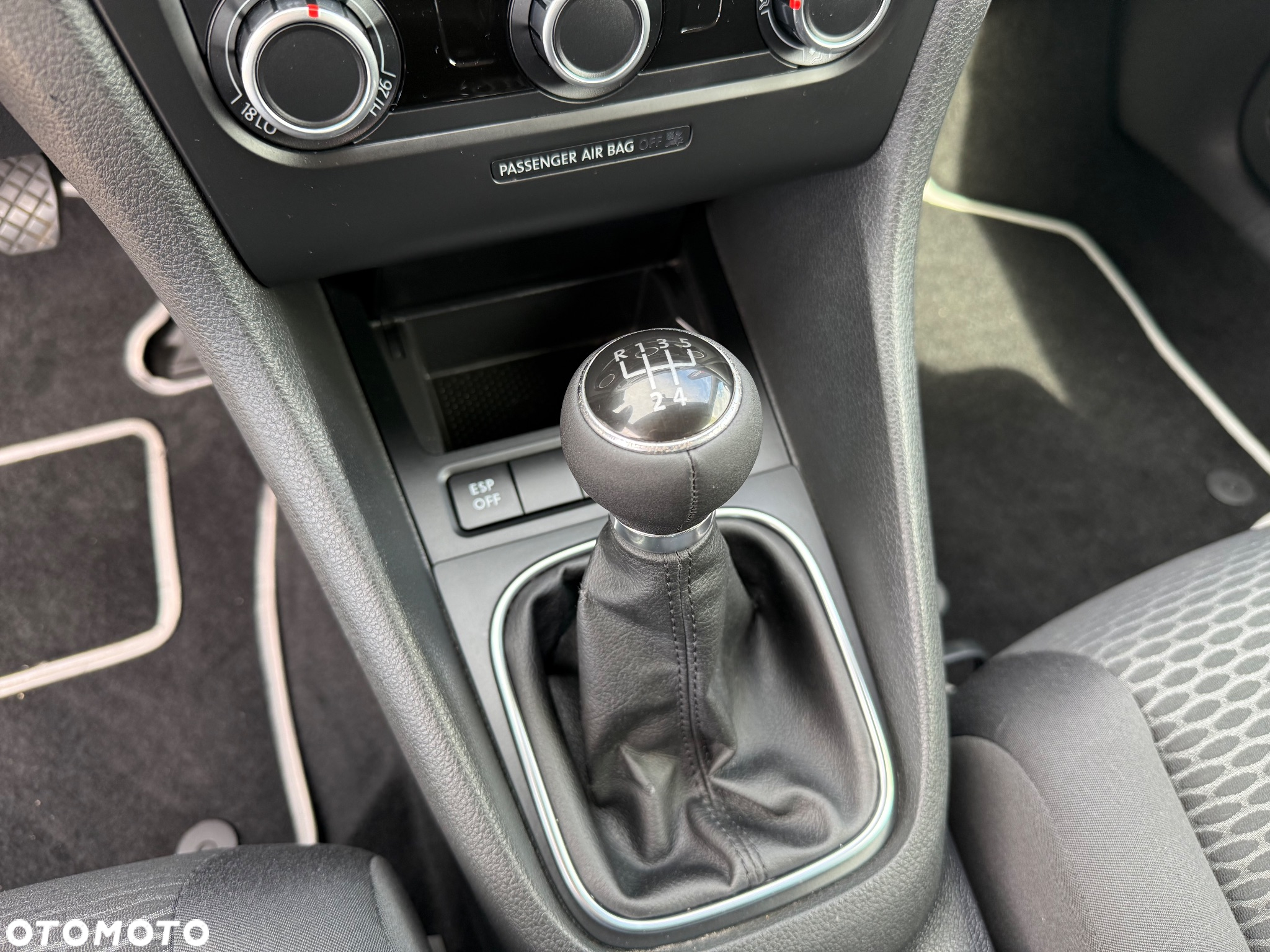 Volkswagen Golf 1.4 Edition - 31