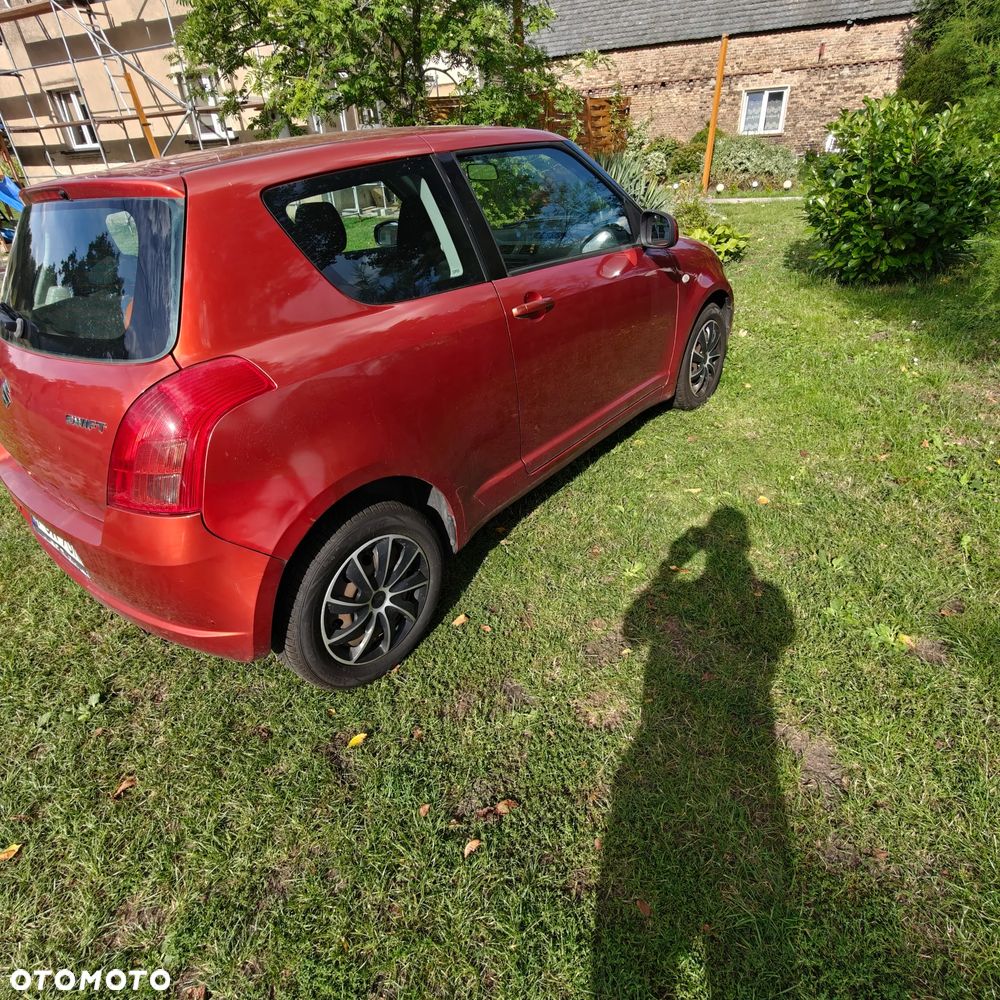 Suzuki Swift 1.3 Classic - 5