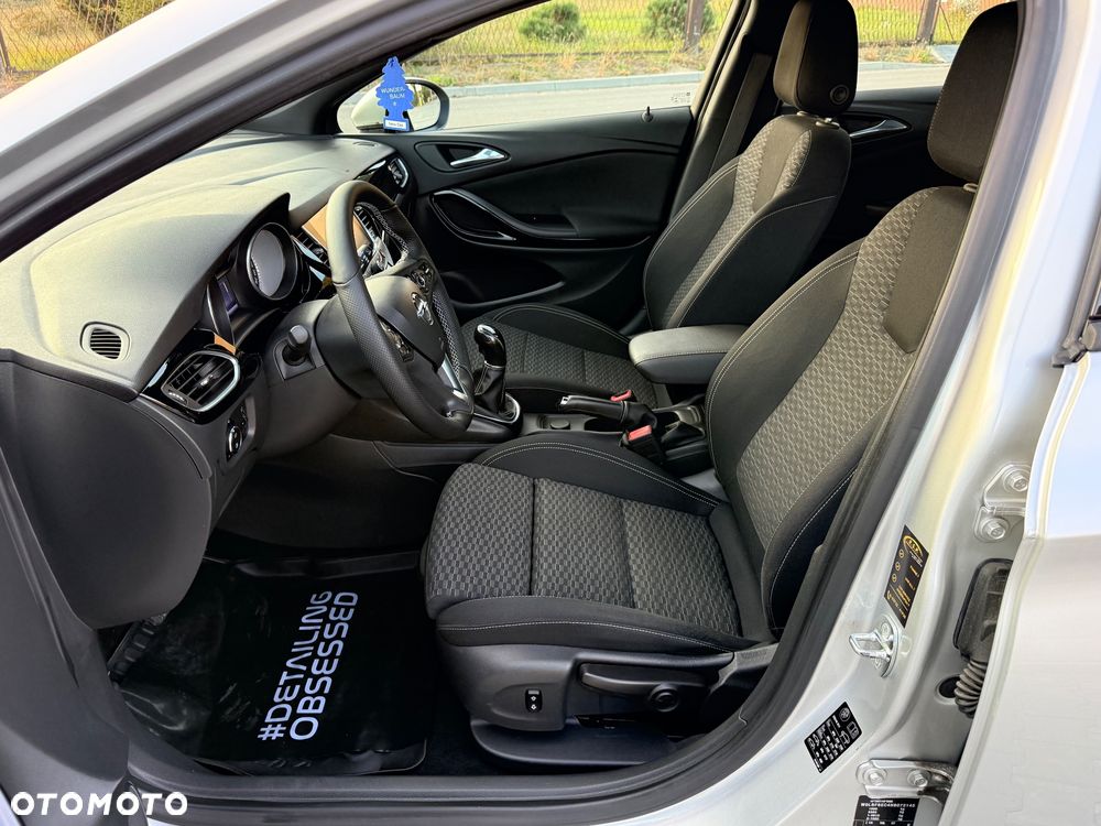 Opel Astra 1.4 T Dynamic - 21