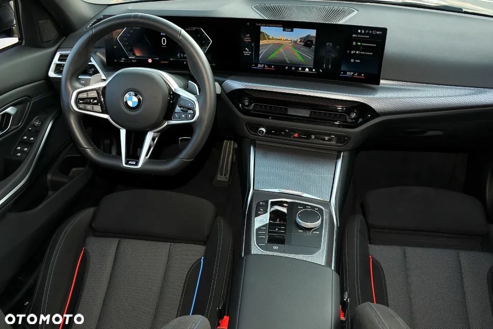 BMW Seria 3 318i M Sport - 12