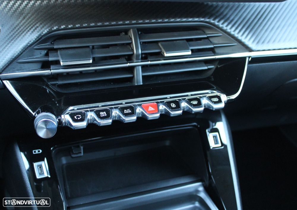 Peugeot 2008 1.2 PureTech Allure Pack - 8