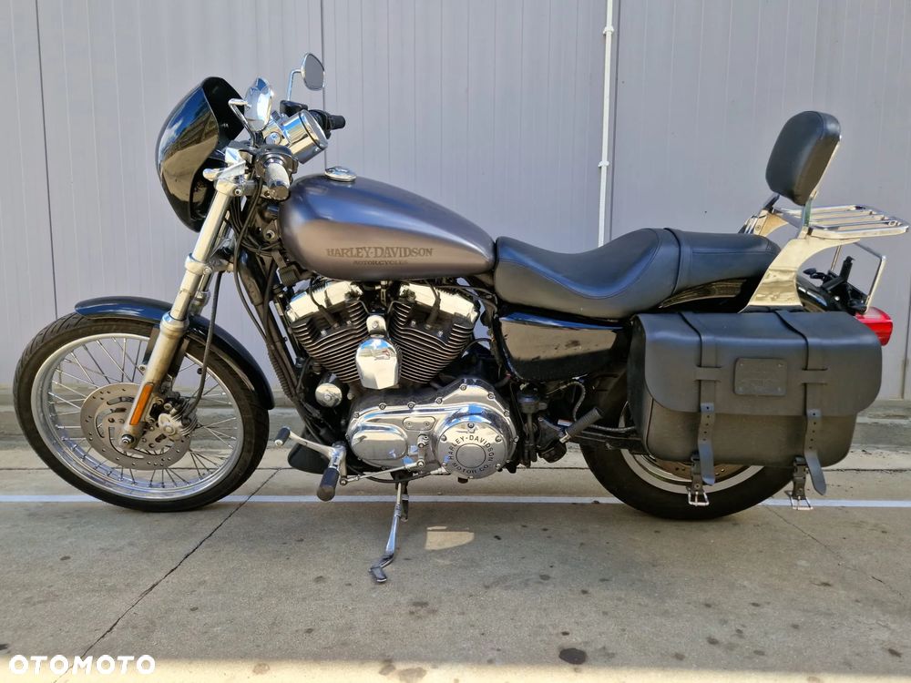 Harley-Davidson Sportster Custom 1200C - 2