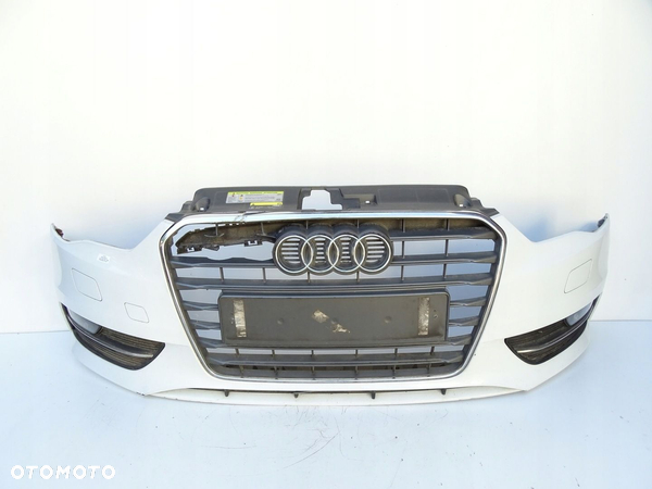 ZDERZAK PRZÓD PRZEDNI ATRAPA LS9R AUDI A3 8V 11-16r SPRYSKI 3D SPORTBACK
