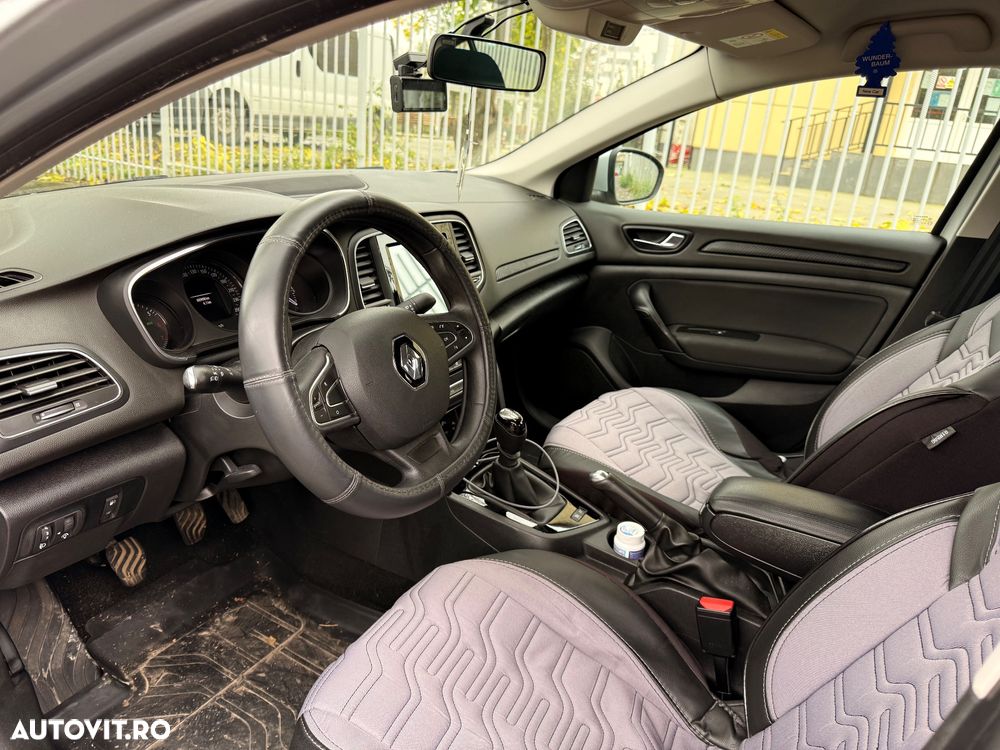 Renault Megane - 4